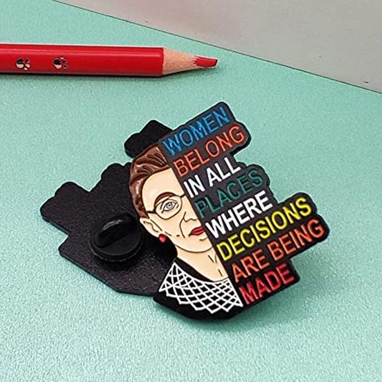 Perni smaltati morbidi personalizzati RBG Pin Notorious